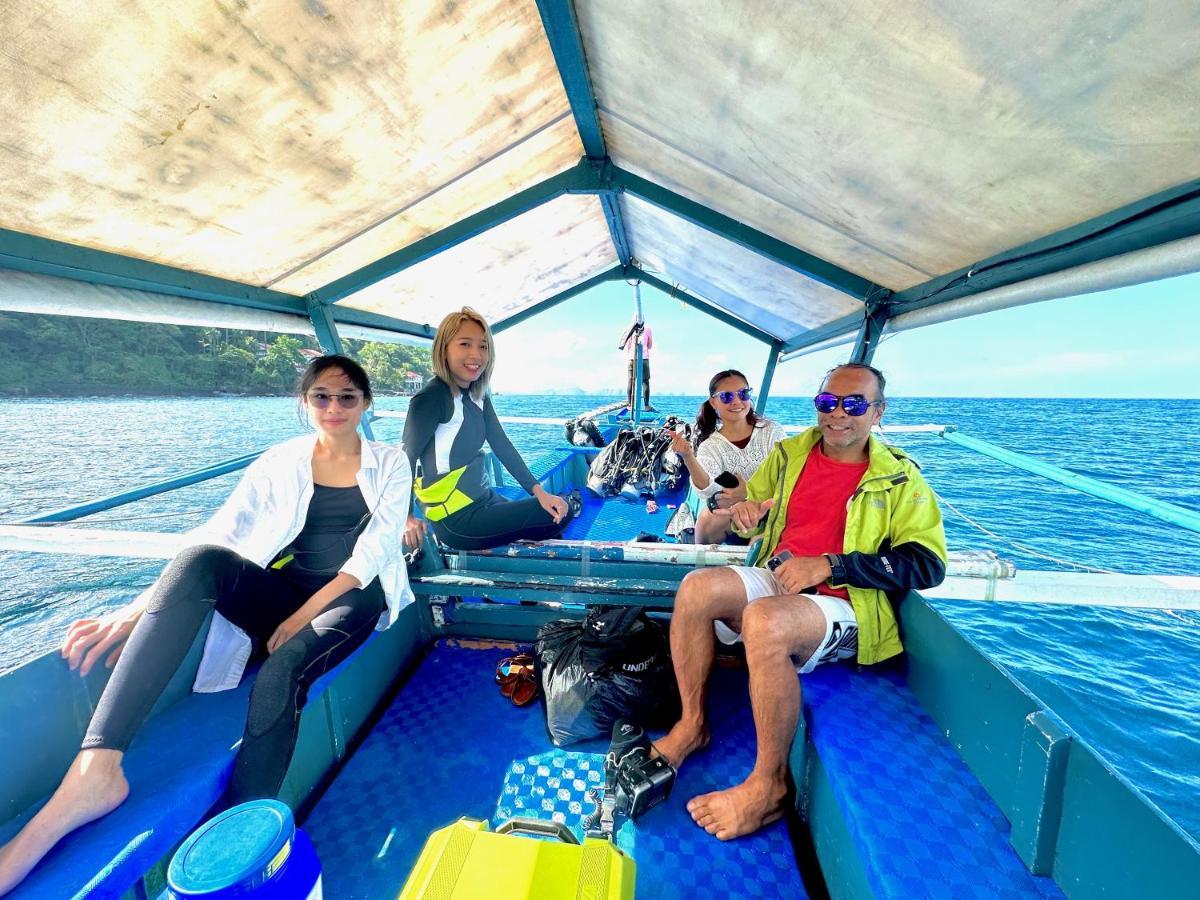 Hotel Pamanilao And Padoy'S Dive Camp Batangas Esterno foto